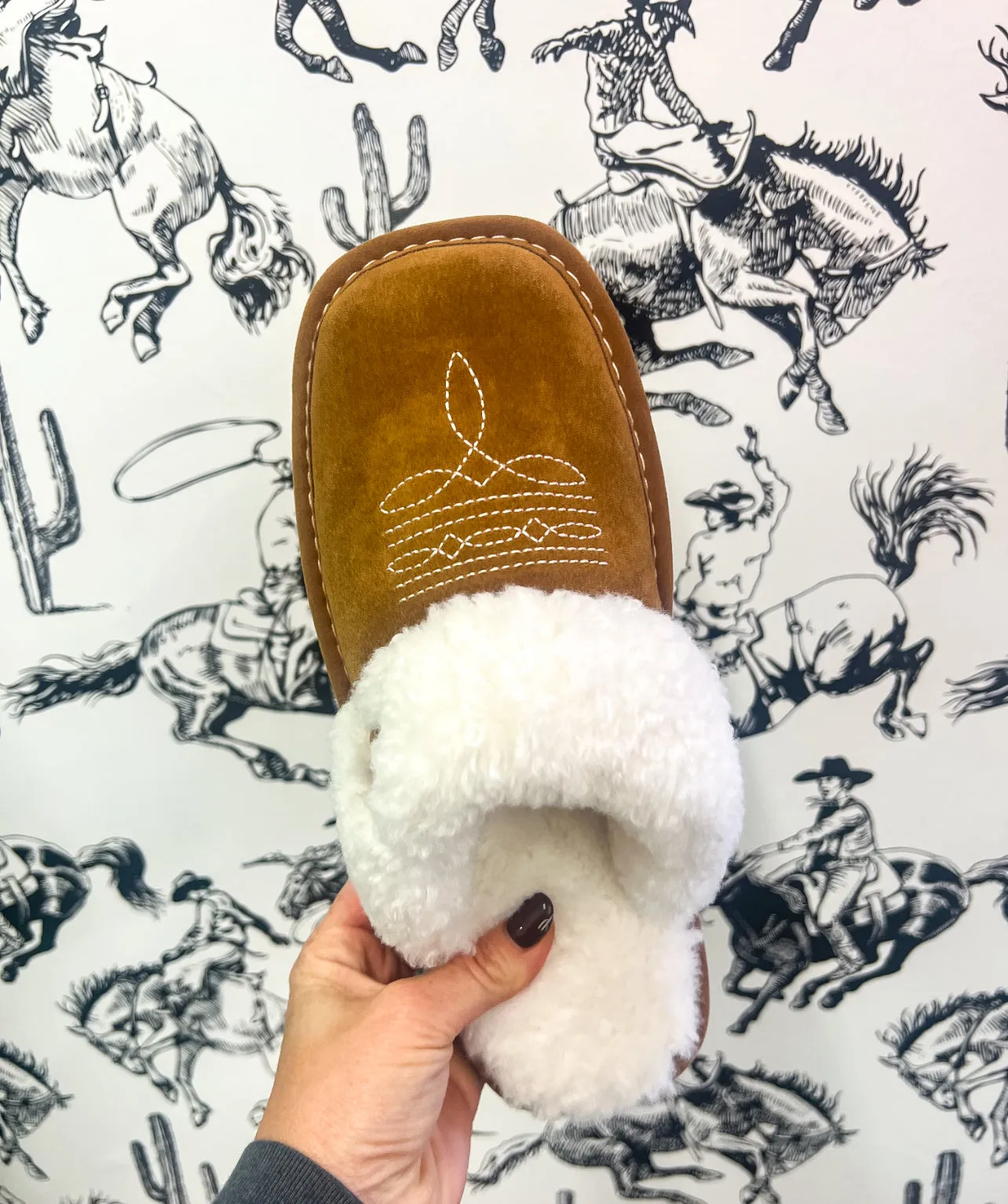 Bootstitch Slippers (Saddle)