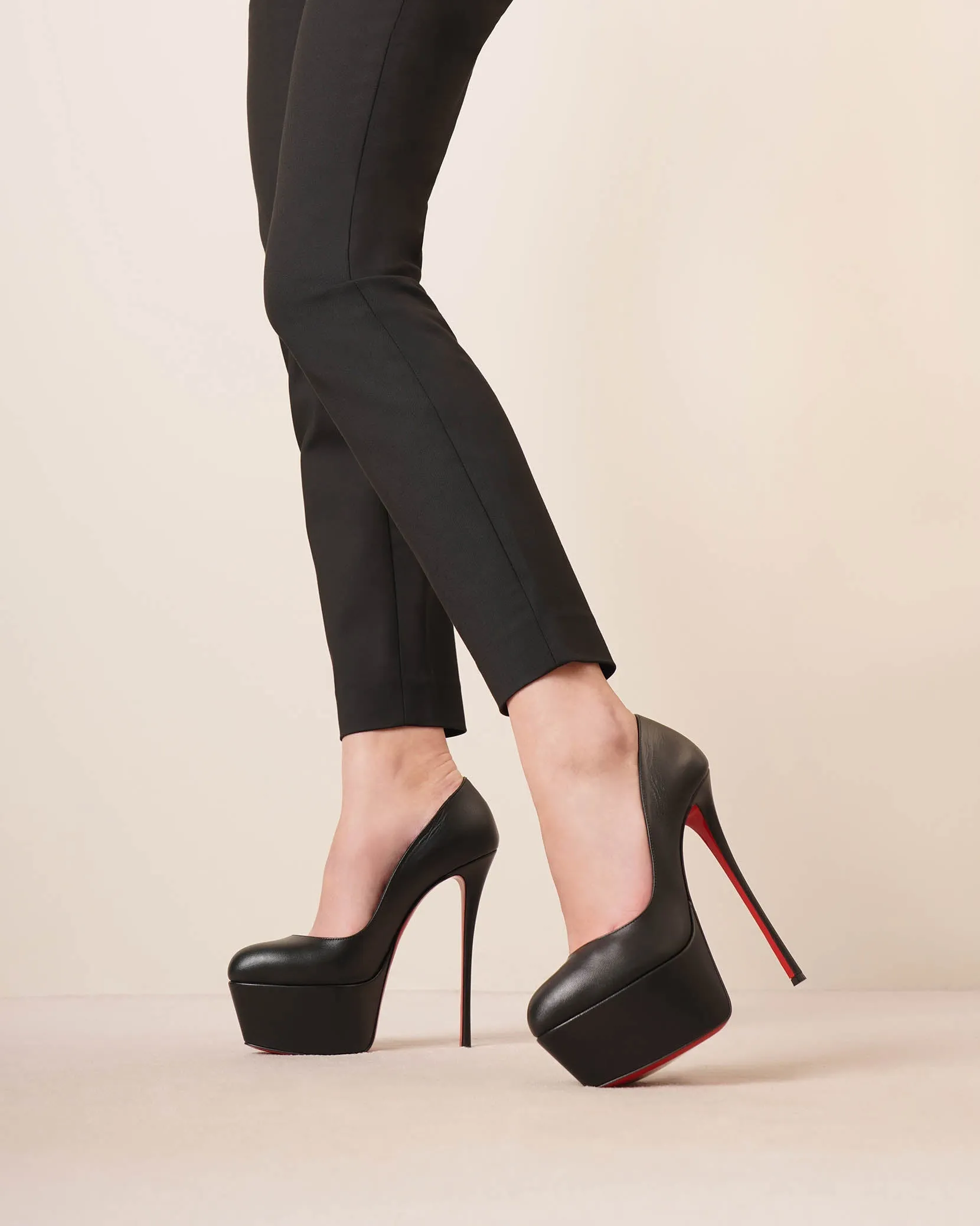 Dolly 160 black leather pumps